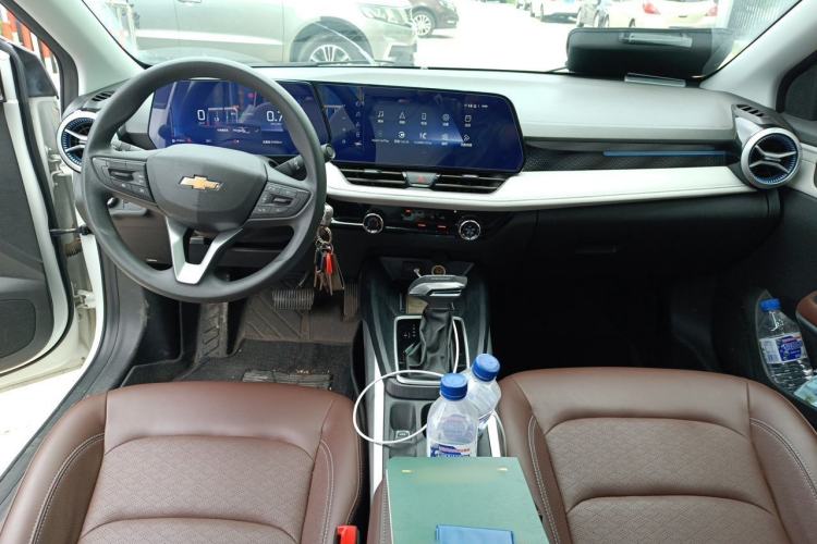 Used Chevrolet Monza 2023 1.5L Dual-Clutch WOW Enjoyment Edition Center Console