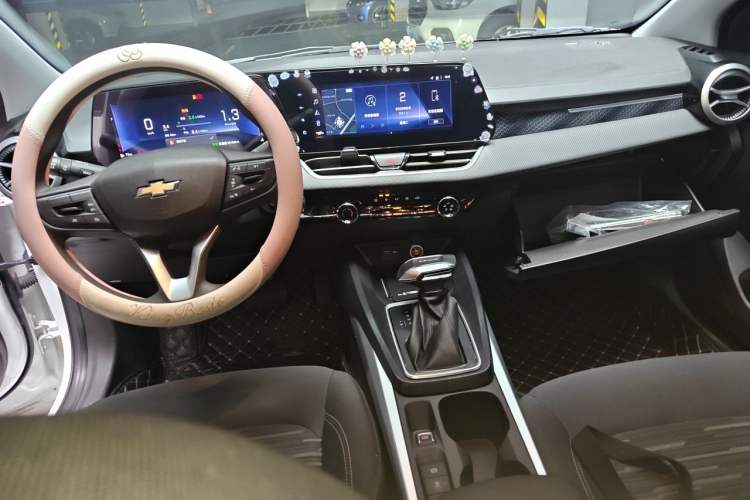 Used Chevrolet Monza 2023 1.5L Dual-Clutch Enjoyment Edition Center Console