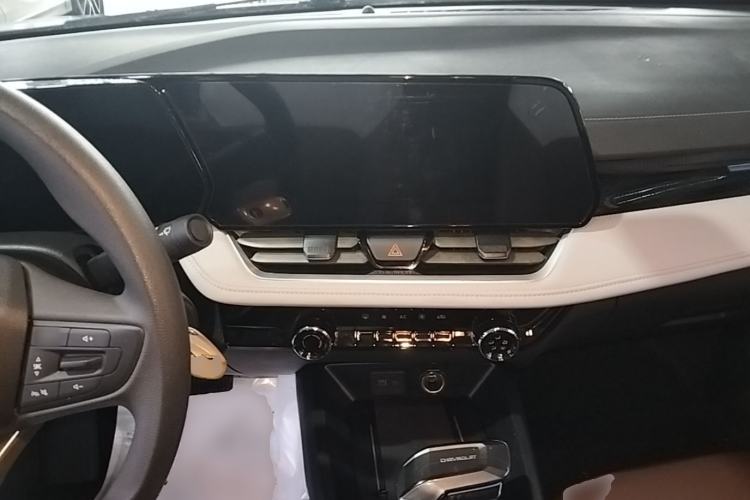 Used Chevrolet Monza 2023 1.5L Dual-Clutch WOW Enjoyment Edition Center Console