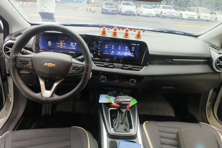 Used Chevrolet Monza 2023 1.5L Dual-Clutch Enjoyment Edition Center Console