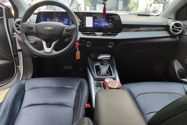 Used Chevrolet Monza 2023 1.5L Dual-Clutch Enjoyment Edition Center Console