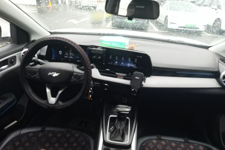 Used Chevrolet Monza 2023 1.5L Dual-Clutch WOW Enjoyment Edition Center Console