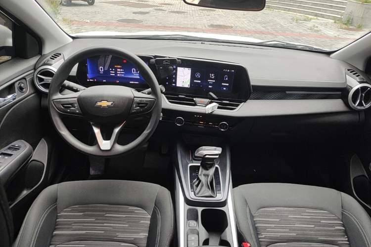 Used Chevrolet Monza 2023 1.5L Dual-Clutch Enjoyment Edition Center Console