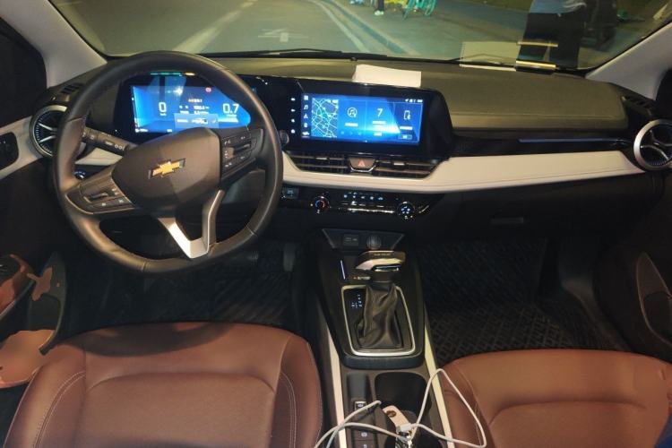Used Chevrolet Monza 2023 1.5L Dual-Clutch Enjoyment Edition Center Console
