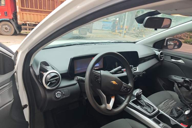 Used Chevrolet Monza 2023 1.5L Dual-Clutch Enjoyment Edition Center Console