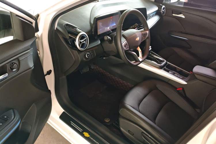 Used Chevrolet Monza 2023 1.3T Mild Hybrid Automatic Luxury Edition Driver Seat