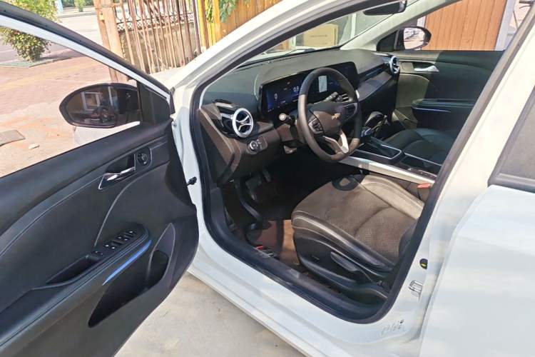 Used Chevrolet Monza 2023 1.3T Mild Hybrid Automatic Luxury Edition Driver Seat