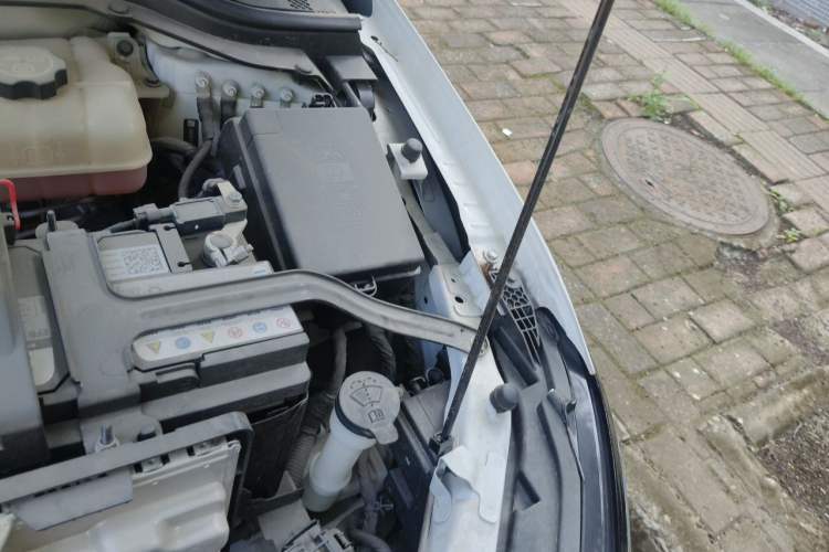 Used Chevrolet Monza 2023 1.5L Dual-Clutch Enjoyment Edition Engine Bay Left