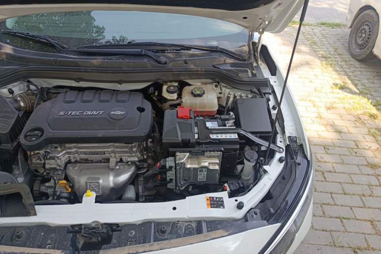 Used Chevrolet Monza 2023 1.5L Dual-Clutch Enjoyment Edition Engine Bay Left