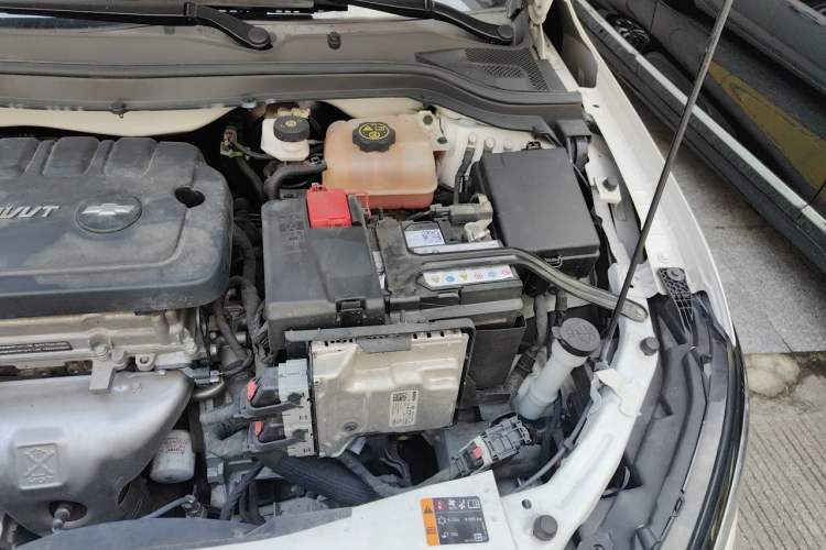 Used Chevrolet Monza 2023 1.5L Dual-Clutch Enjoyment Edition Engine Bay Left