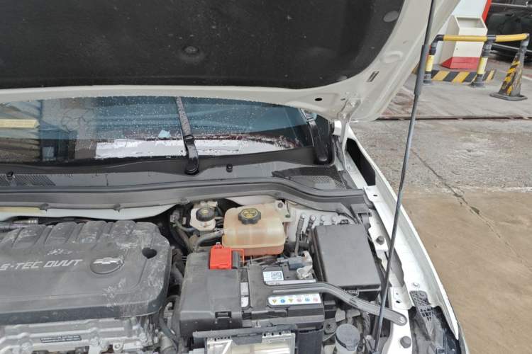 Used Chevrolet Monza 2023 1.5L Dual-Clutch Enjoyment Edition Engine Bay Left