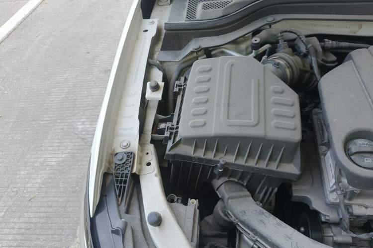 Used Chevrolet Monza 2023 1.5L Dual-Clutch Enjoyment Edition Engine Bay Right