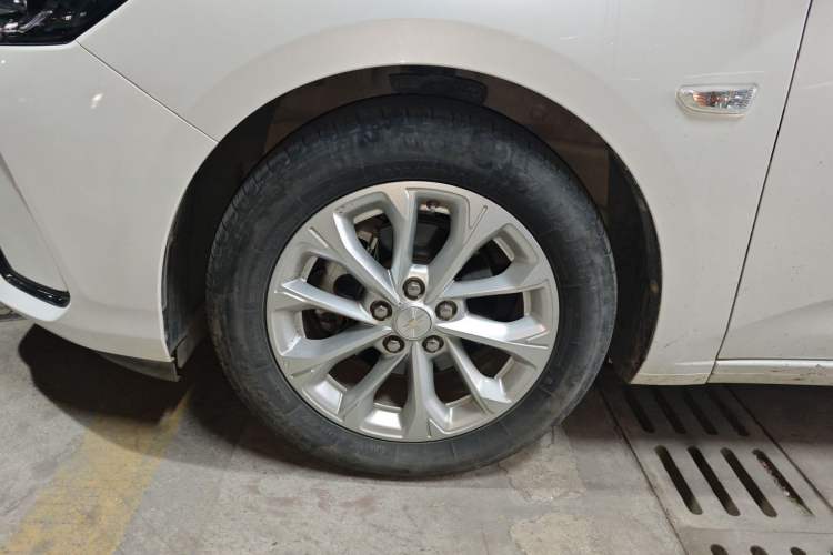 Used Chevrolet Monza 2023 1.5L Dual-Clutch Enjoyment Edition Exterior 4