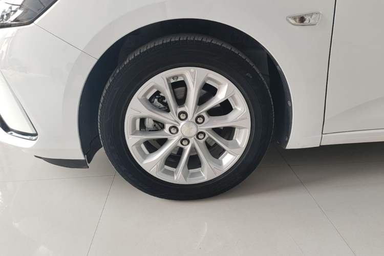 Used Chevrolet Monza 2023 1.5L Dual-Clutch WOW Enjoyment Edition Exterior 4
