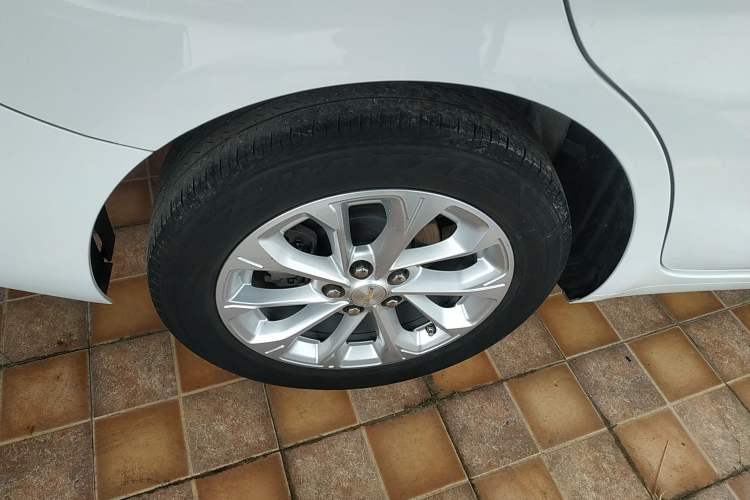 Used Chevrolet Monza 2023 1.5L Dual-Clutch Enjoyment Edition Exterior 5