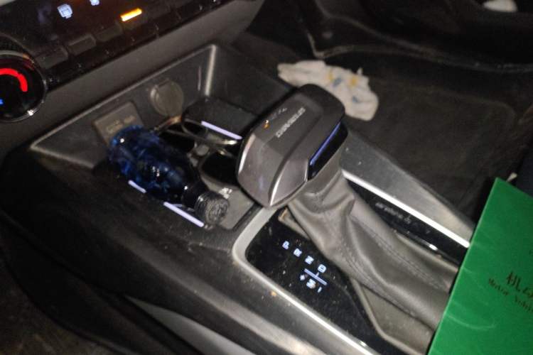 Used Chevrolet Monza 2023 1.5L Dual-Clutch Enjoyment Edition Gear Lever
