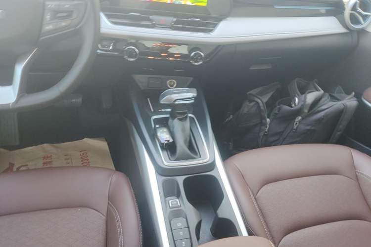 Used Chevrolet Monza 2023 1.5L Dual-Clutch Enjoyment Edition Gear Lever