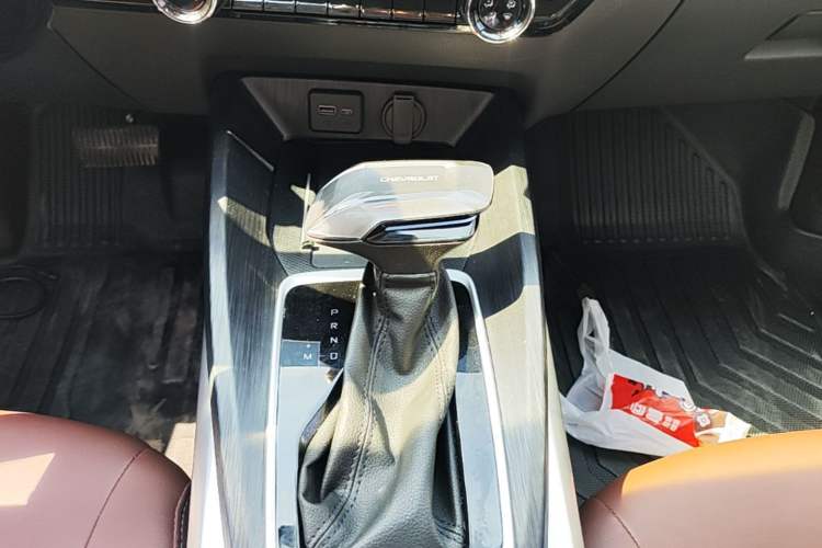 Used Chevrolet Monza 2023 1.5L Dual-Clutch Enjoyment Edition Gear Lever