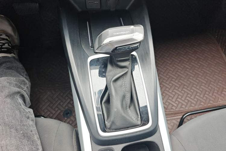 Used Chevrolet Monza 2023 1.5L Dual-Clutch Enjoyment Edition Gear Lever