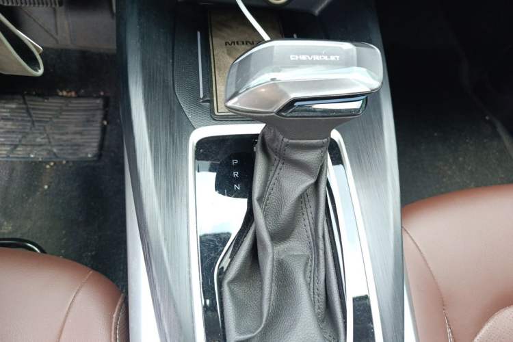 Used Chevrolet Monza 2023 1.5L Dual-Clutch WOW Enjoyment Edition Gear Lever