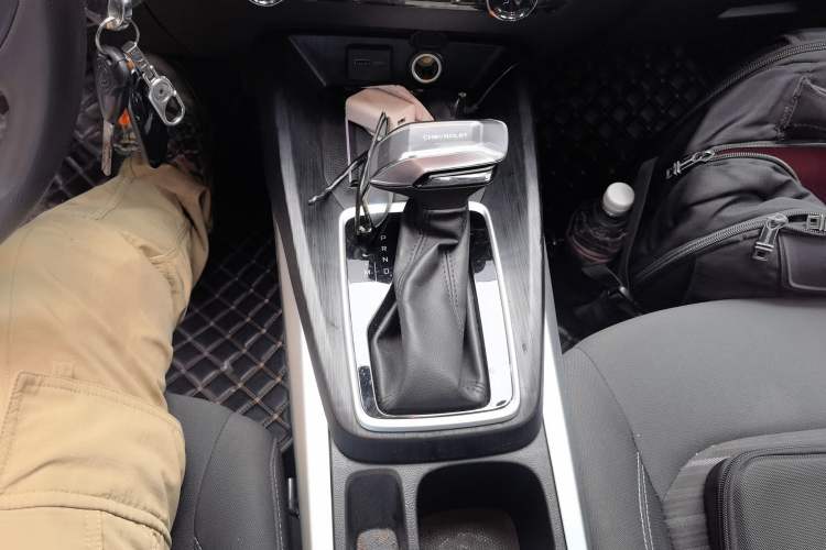 Used Chevrolet Monza 2023 1.5L Dual-Clutch Enjoyment Edition Gear Lever