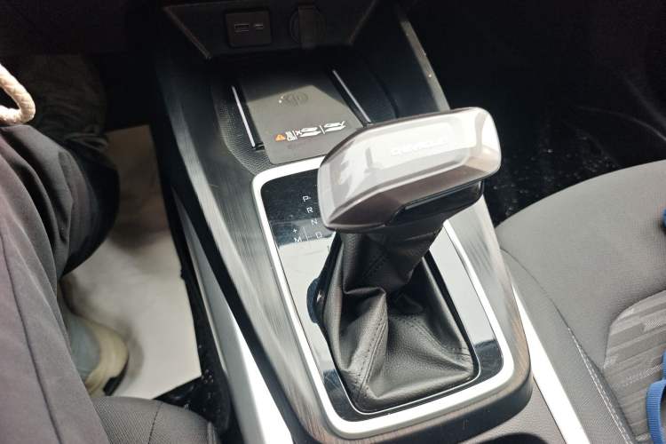 Used Chevrolet Monza 2023 1.5L Dual-Clutch Enjoyment Edition Gear Lever