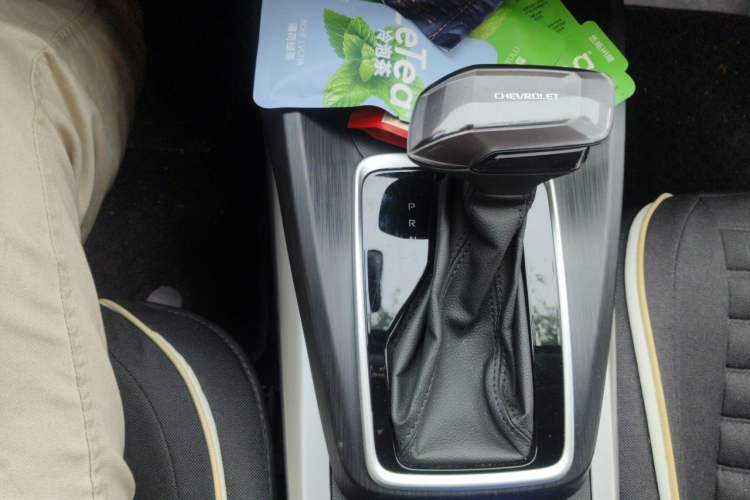 Used Chevrolet Monza 2023 1.5L Dual-Clutch Enjoyment Edition Gear Lever