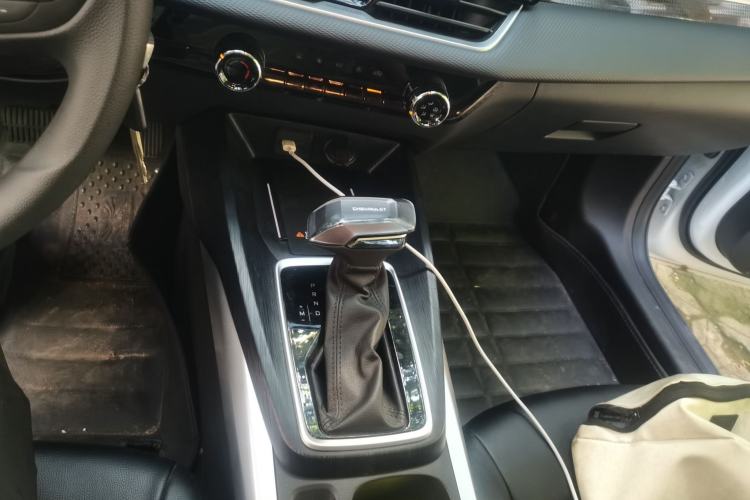 Used Chevrolet Monza 2023 1.5L Dual-Clutch Enjoyment Edition Gear Lever