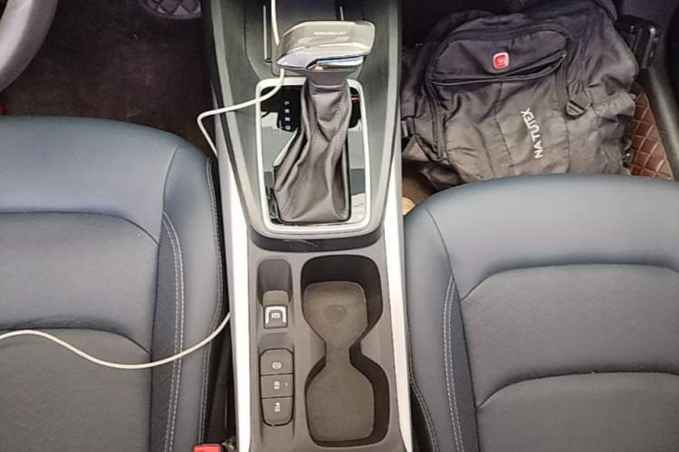 Used Chevrolet Monza 2023 1.5L Dual-Clutch WOW Enjoyment Edition Gear Lever