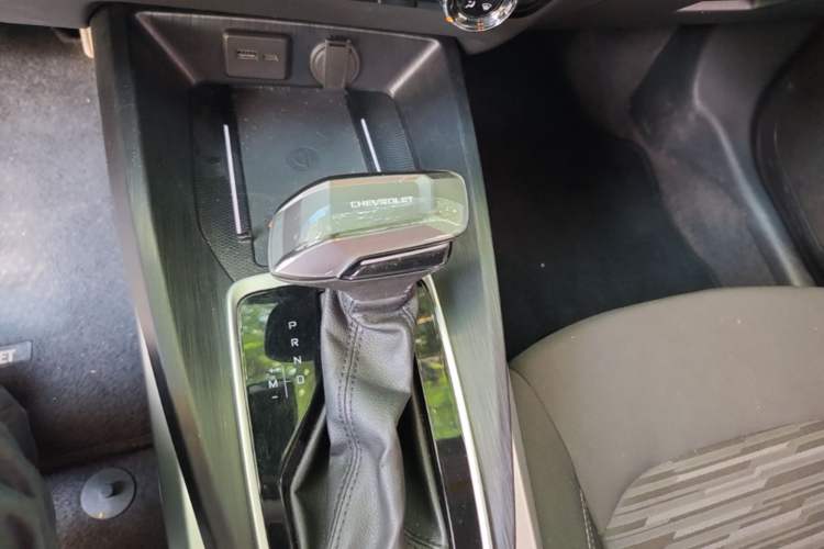 Used Chevrolet Monza 2023 1.5L Dual-Clutch Enjoyment Edition Gear Lever