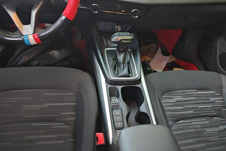 Used Chevrolet Monza 2023 1.5L Dual-Clutch Enjoyment Edition Gear Lever