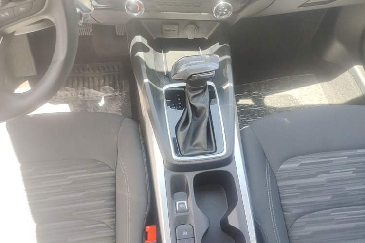 Used Chevrolet Monza 2023 1.5L Dual-Clutch Enjoyment Edition Gear Lever