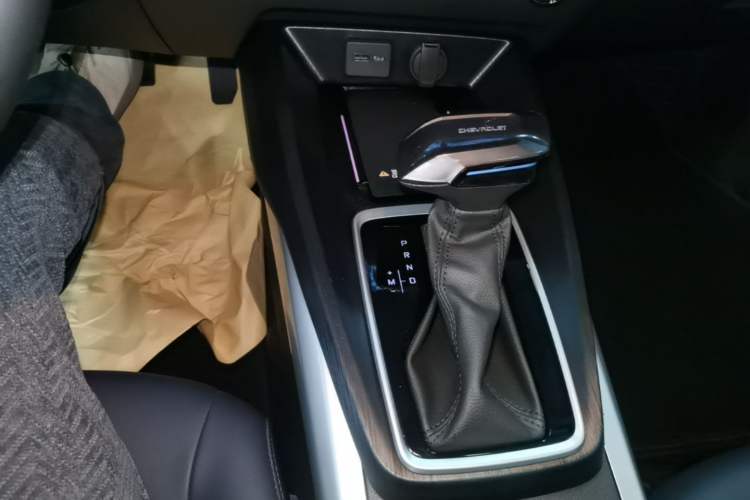 Used Chevrolet Monza 2023 1.5L Dual-Clutch Enjoyment Edition Gear Lever