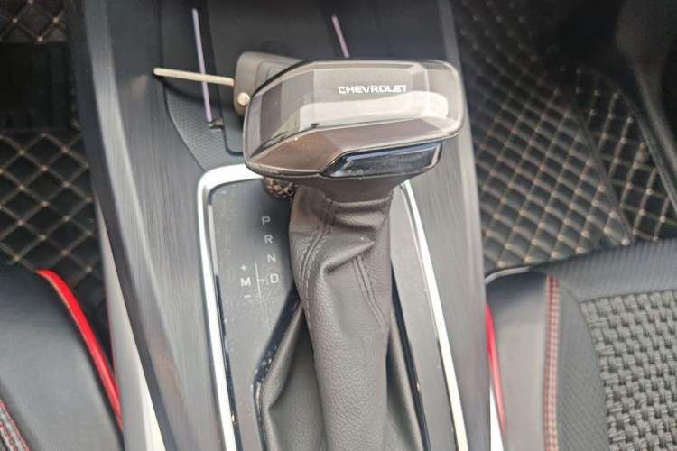Used Chevrolet Monza 2023 1.3T Mild Hybrid Automatic Luxury Edition Gear Lever