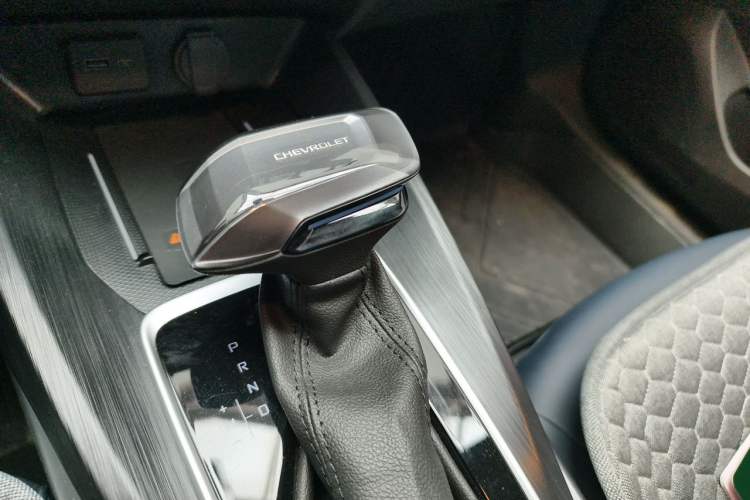 Used Chevrolet Monza 2023 1.5L Dual-Clutch Enjoyment Edition Gear Lever