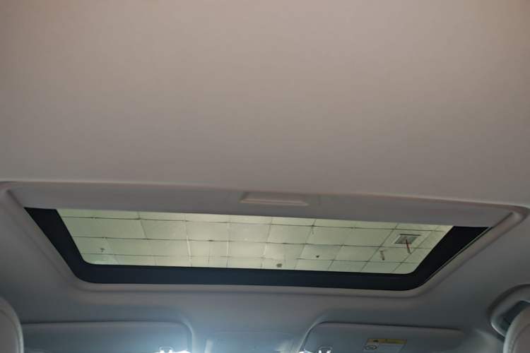 Used Chevrolet Monza 2023 1.5L Dual-Clutch WOW Enjoyment Edition Headliner