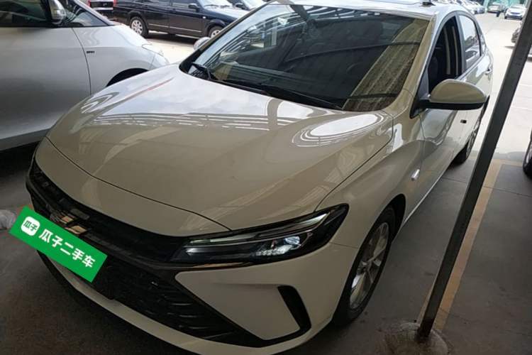 Used Chevrolet Monza 2023 1.5L Dual-Clutch Enjoyment Edition Guazi used car, China used car export, Used car for sale, Used cars, Cheapest cars for sale