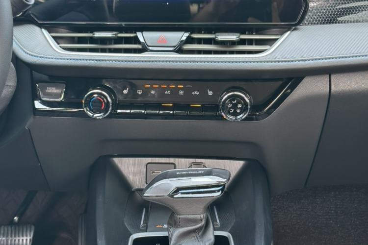 Used Chevrolet Monza 2023 1.3T Mild Hybrid Automatic Luxury Edition Interior 13