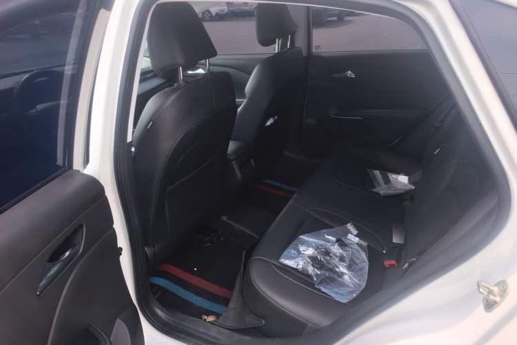 Used Chevrolet Monza 2023 1.3T Mild Hybrid Automatic Luxury Edition Interior 2