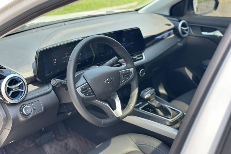 Used Chevrolet Monza 2023 1.3T Mild Hybrid Automatic Luxury Edition Interior 2