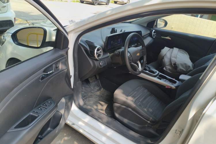 Used Chevrolet Monza 2023 1.5L Dual-Clutch Enjoyment Edition Interior 3