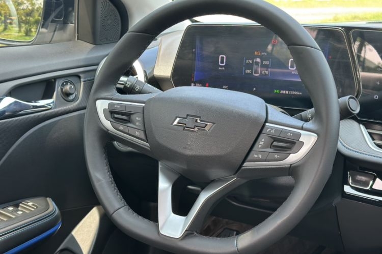 Used Chevrolet Monza 2023 1.3T Mild Hybrid Automatic Luxury Edition Interior 4