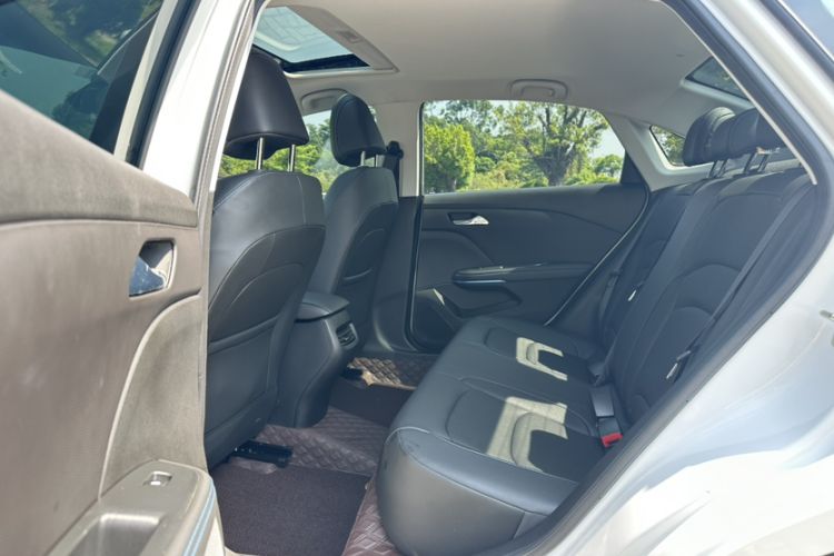 Used Chevrolet Monza 2023 1.3T Mild Hybrid Automatic Luxury Edition Interior 6
