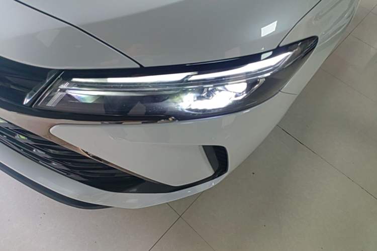 Used Chevrolet Monza 2023 1.5L Dual-Clutch Enjoyment Edition Left Front Headlight