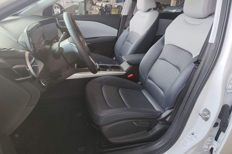 Used Chevrolet Monza 2023 1.5L Dual-Clutch Enjoyment Edition Left Front Seat