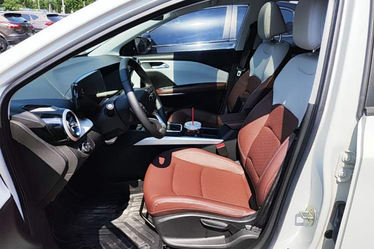 Used Chevrolet Monza 2023 1.5L Dual-Clutch Enjoyment Edition Left Front Seat