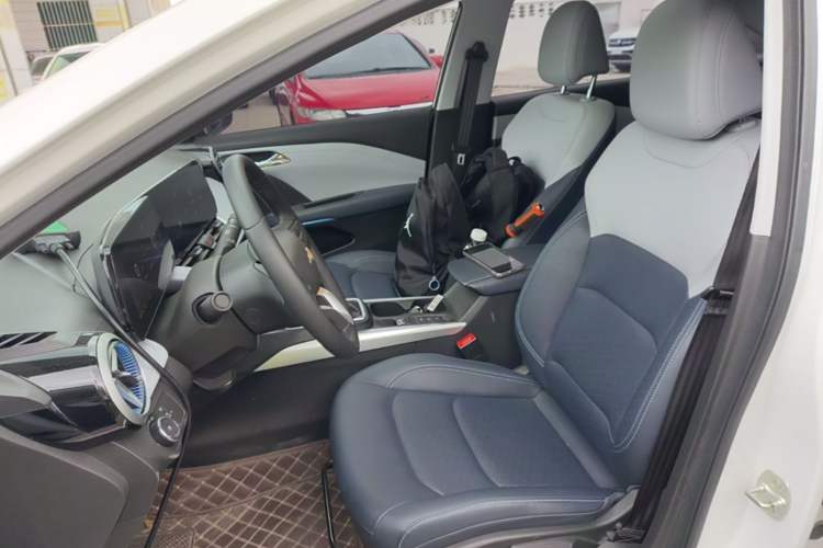 Used Chevrolet Monza 2023 1.5L Dual-Clutch Enjoyment Edition Left Front Seat