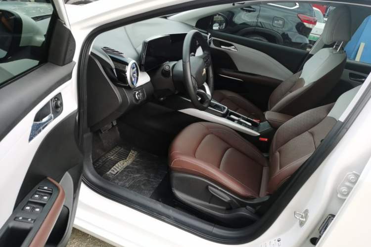 Used Chevrolet Monza 2023 1.5L Dual-Clutch Enjoyment Edition Left Front Seat