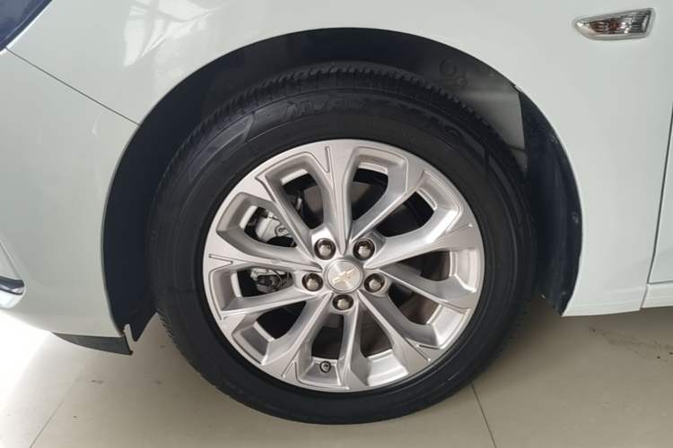 Used Chevrolet Monza 2023 1.5L Dual-Clutch Enjoyment Edition Left Front Wheel Hub