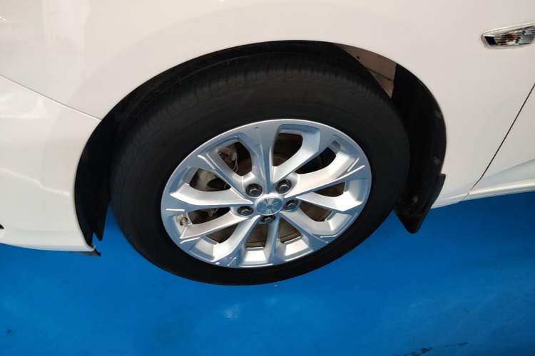 Used Chevrolet Monza 2023 1.5L Dual-Clutch Enjoyment Edition Left Front Wheel Hub